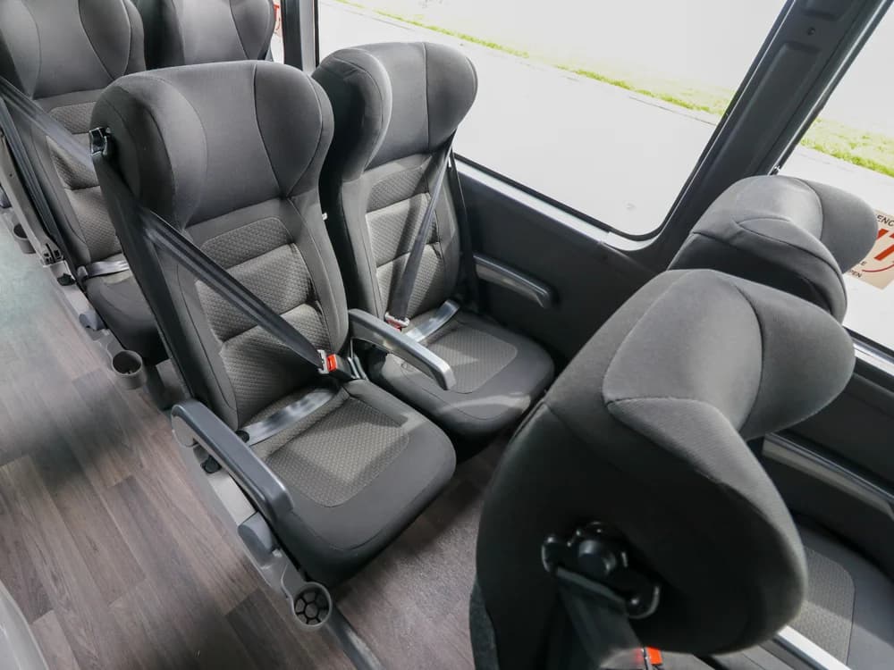 2023 Marcopolo Grand Executive Shuttle Bus - Image 15