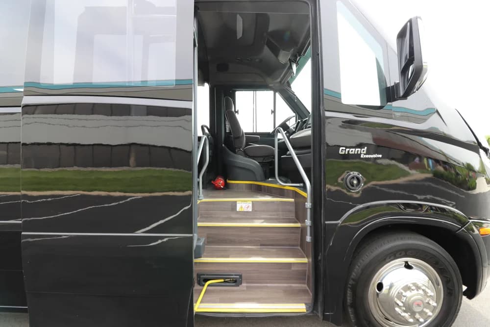 2023 Marcopolo Grand Executive Shuttle Bus - Image 1