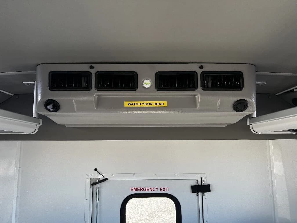 2024 Ford Endera E450 Shuttle Bus - Image 10