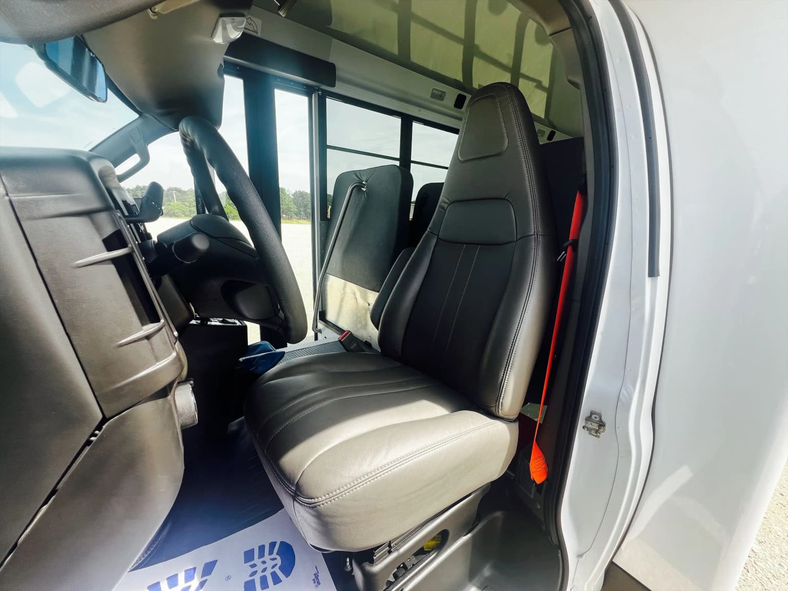 2023 Chevy Collins MFSAB Shuttle Bus - Image 4