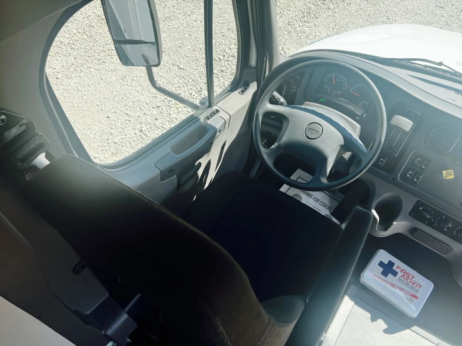 2025 Freightliner Star Rider 45 - Image 8