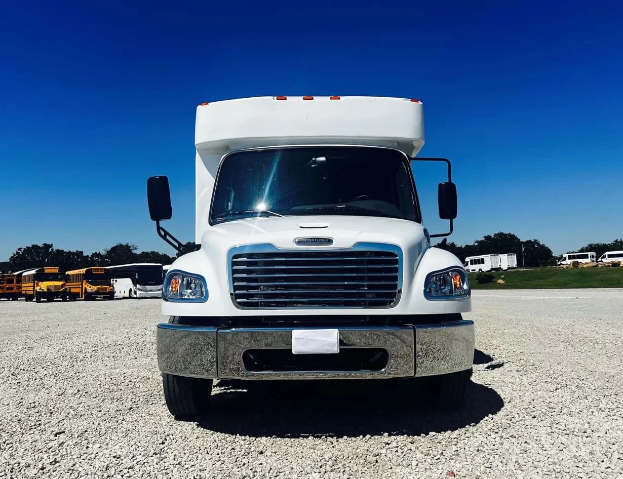 2024 Freightliner Star Rider 45 Shuttle Bus - Image 3