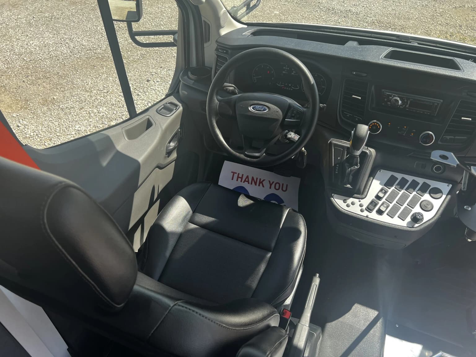 2024 Ford Transit Colllins MFSAB - Image 2