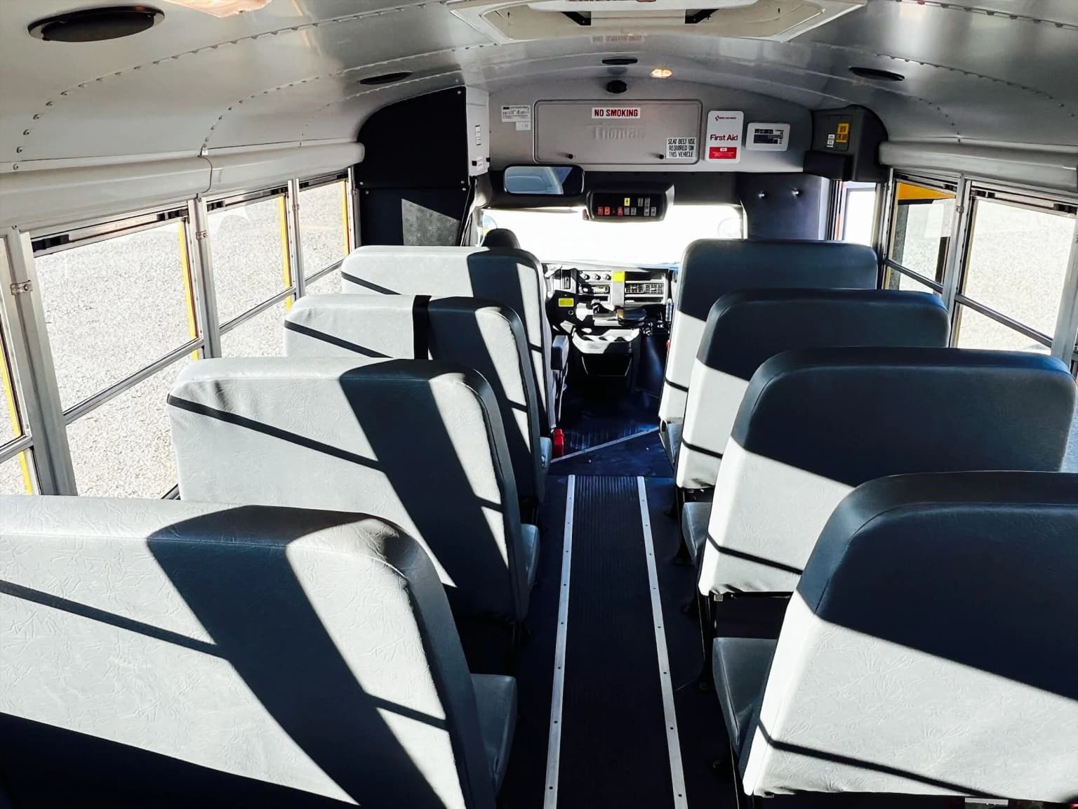 2016 Thomas Minotour School Bus - Image 5