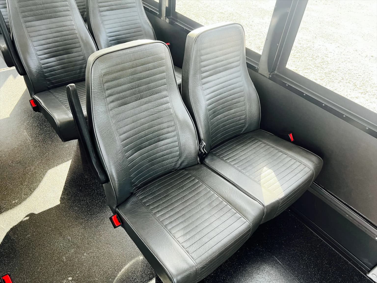 2024 Ford Endera Shuttle Bus - Image 9