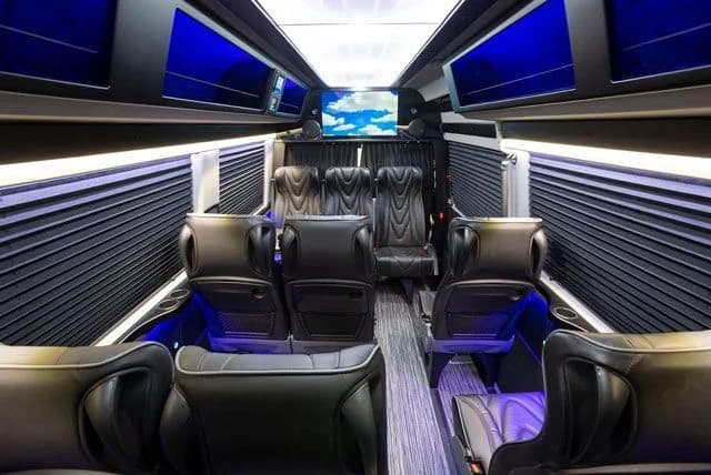 2023 Mercedes-Benz Sprinter Passenger Van - Image 8