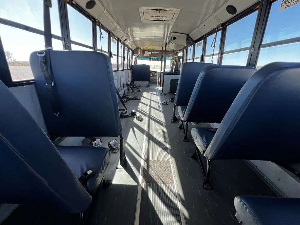 2018 Thomas C2 ADA A/C - Image 7