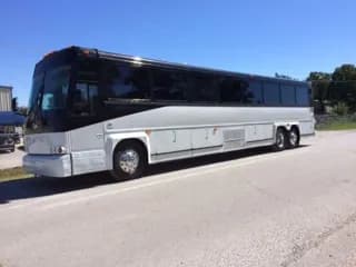 2004 Motor Coach Industries D4500 bus