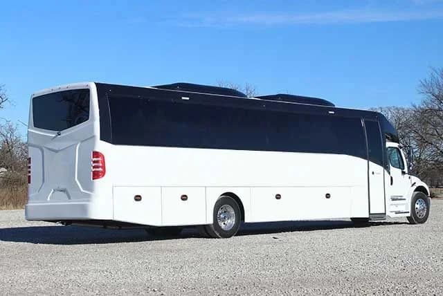 2025 Ultra DX Coachliner Bus - Image 3