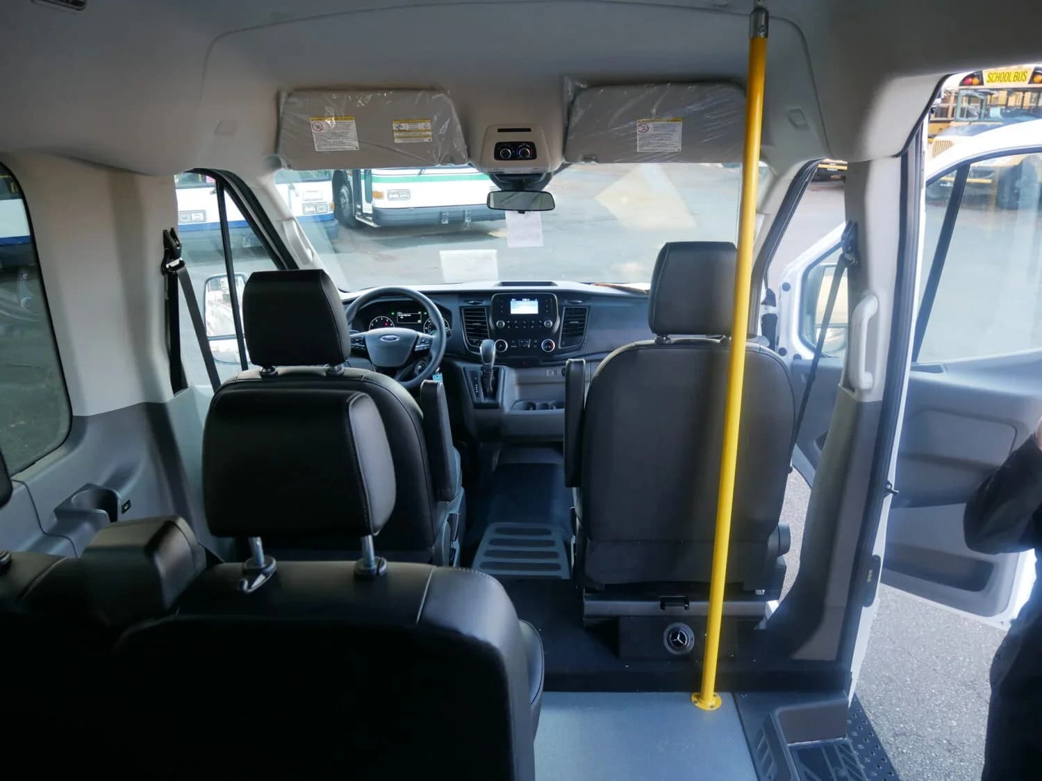 2025 Ford Transit Prime Time Van - Image 7