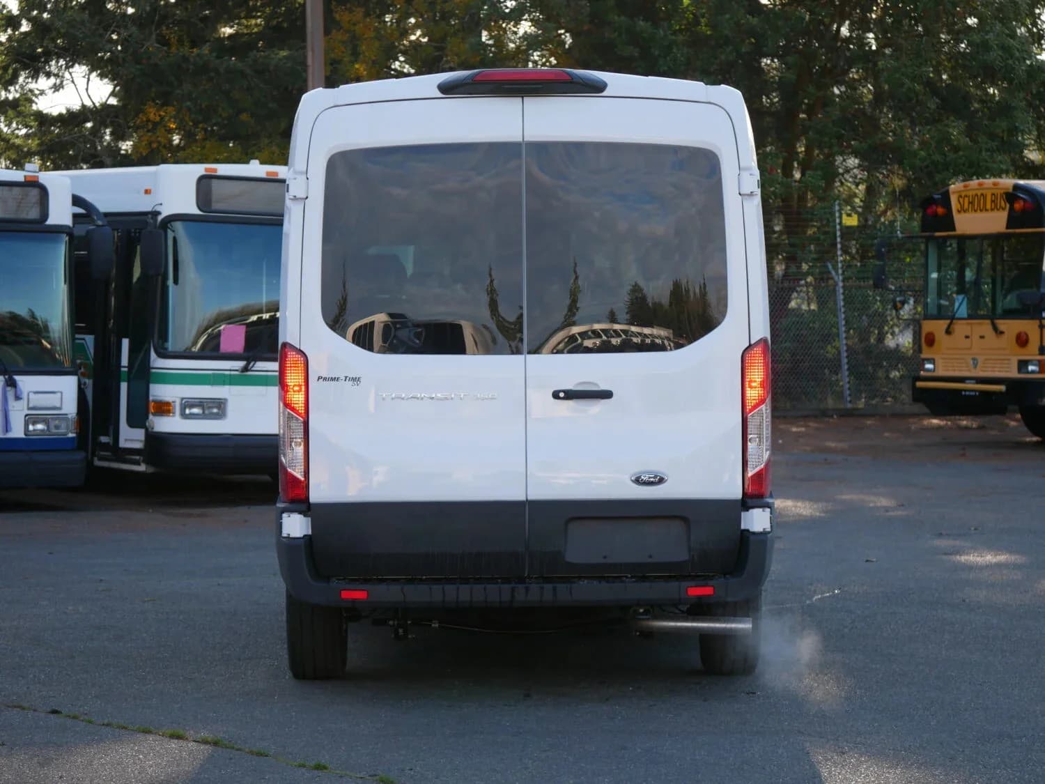 2025 Ford Transit Prime Time Van - Image 8