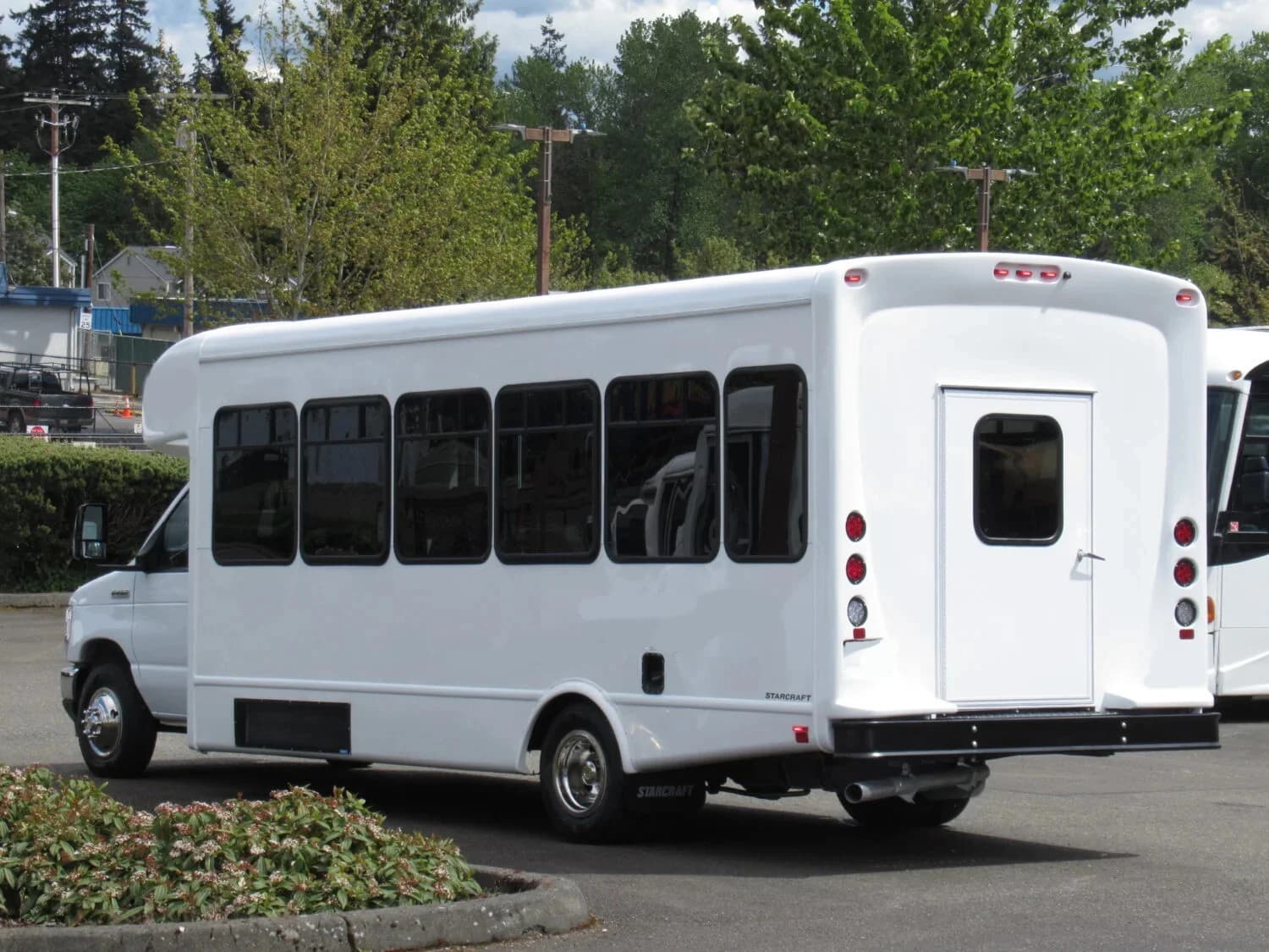 2025 Ford Starcraft MVP Shuttle Bus - Image 4