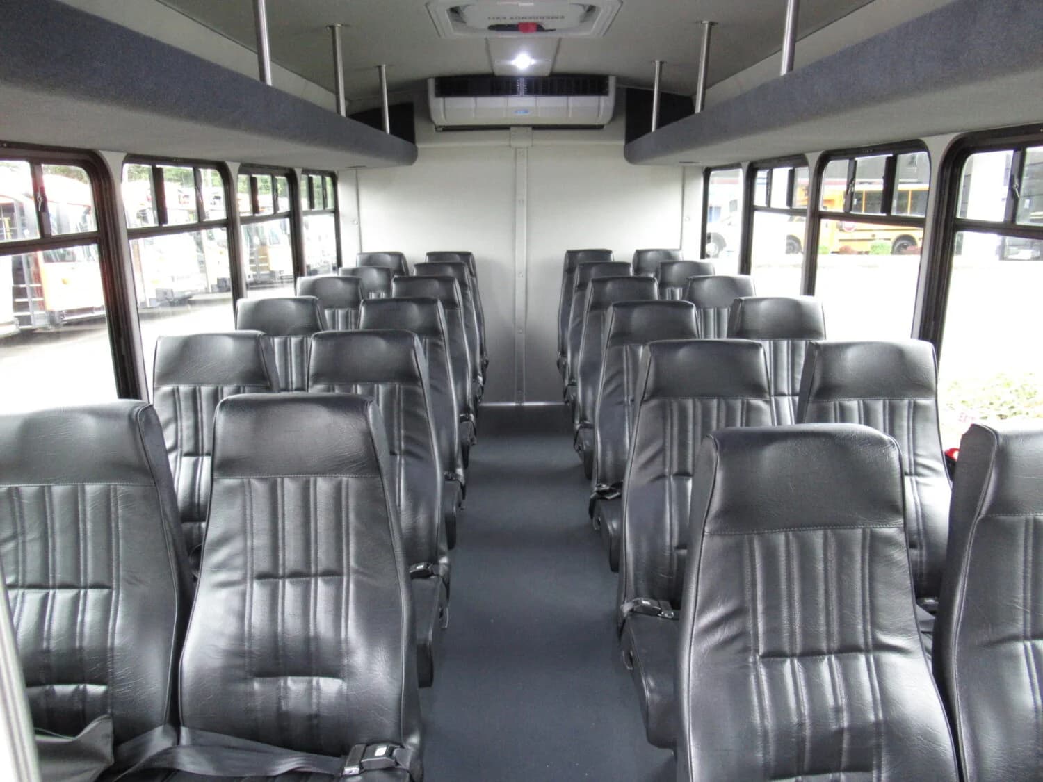 2025 Ford E450 Starcraft MVP Shuttle Bus - Image 7