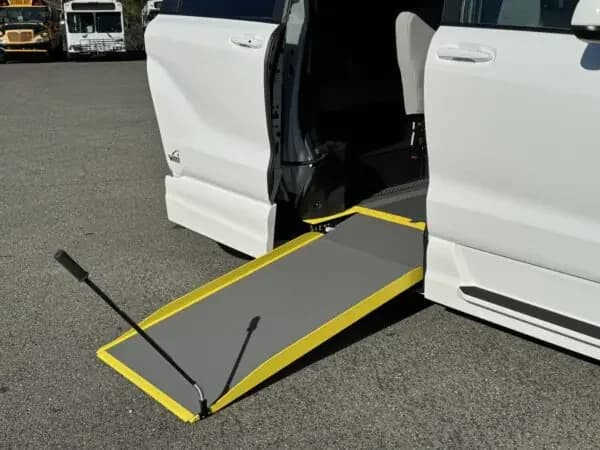 2024 Toyota Sienna Van ADA - Image 11