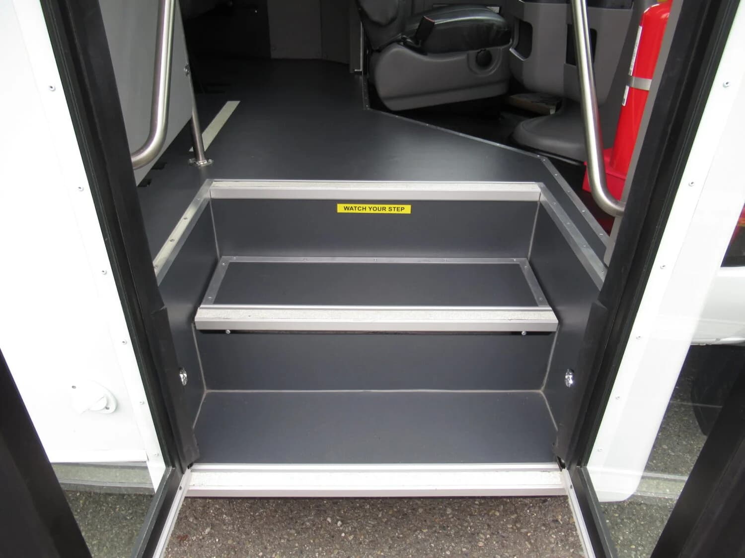 2024 Ford Endera Shuttle Bus - Image 11