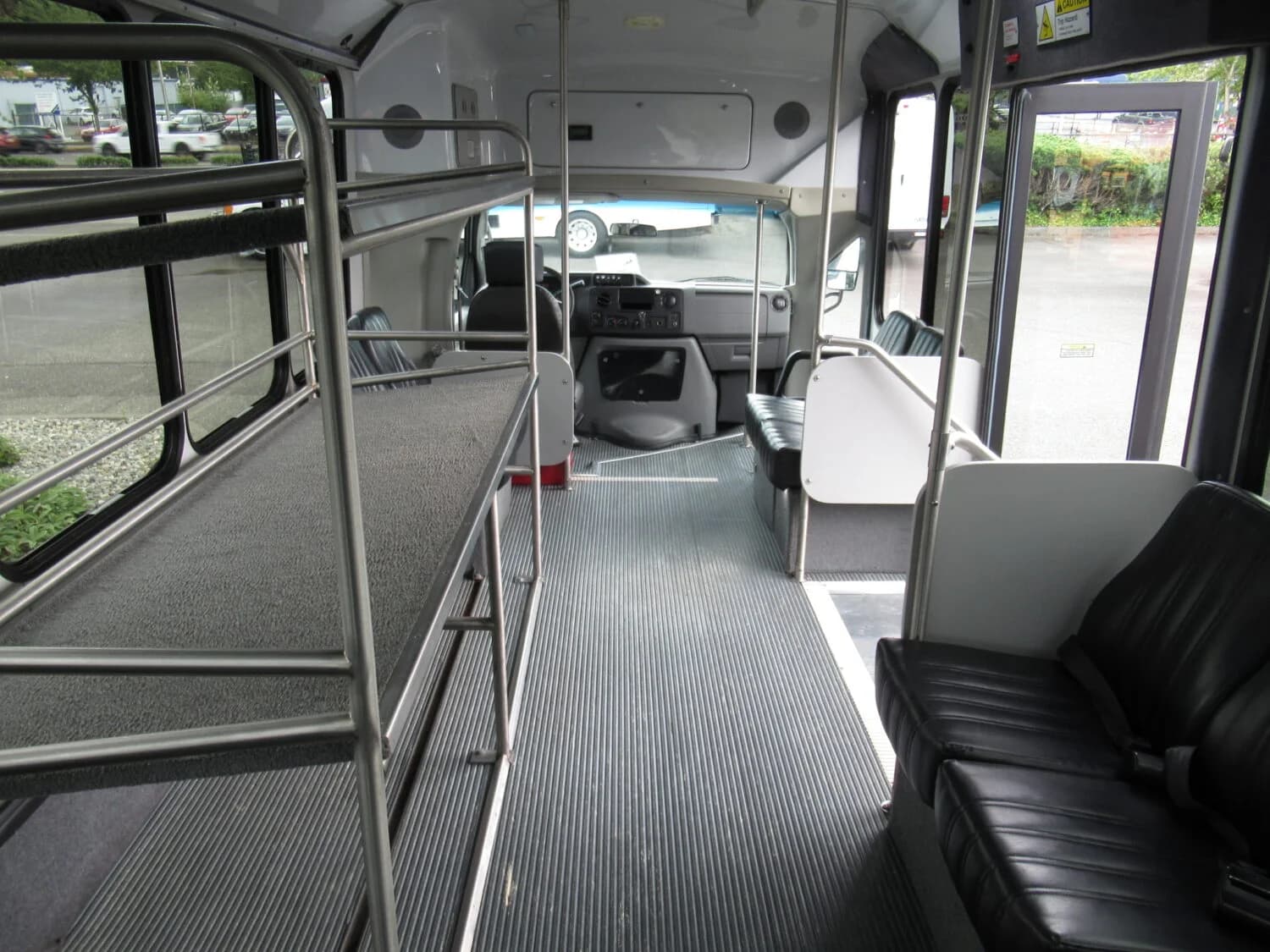 2017 Ford Eldorado Shuttle Bus - Image 9