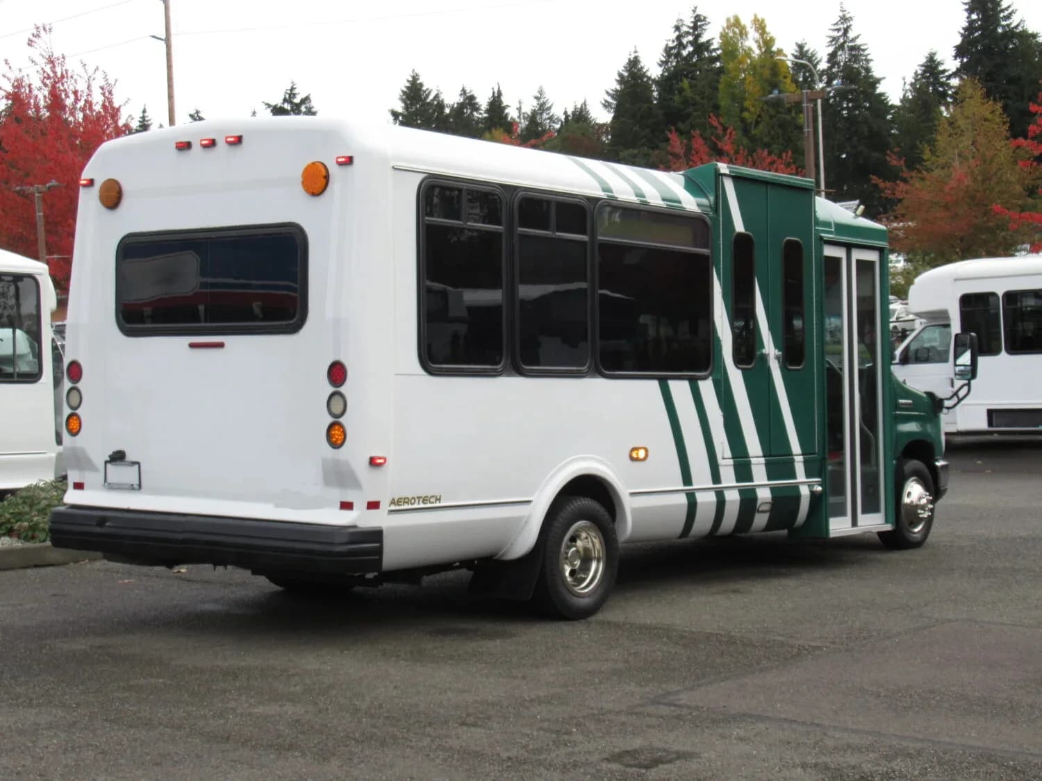 2015 Ford E450 Eldorado Aerotech ADA Shuttle Bus - Image 3