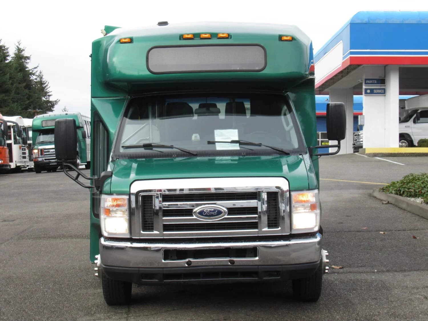 2015 Ford E450 Eldorado Aerotech ADA Shuttle Bus - Image 6