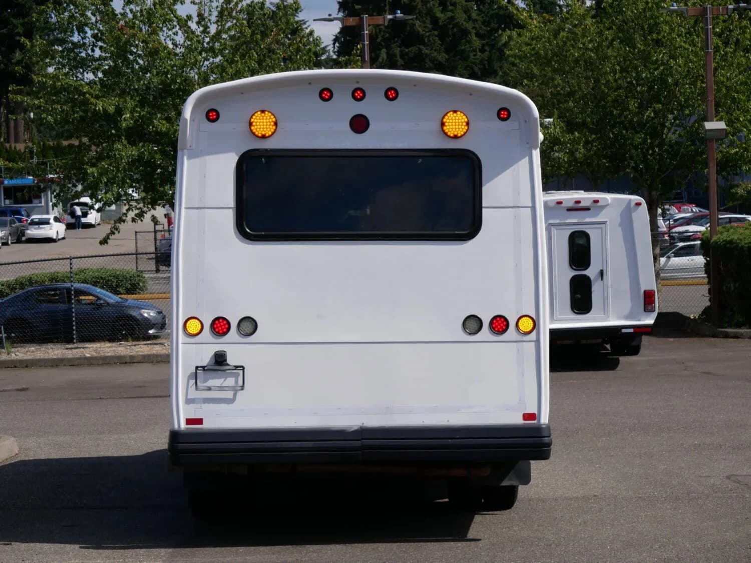 2013 Chevrolet Champion Shuttle Bus ADA - Image 5