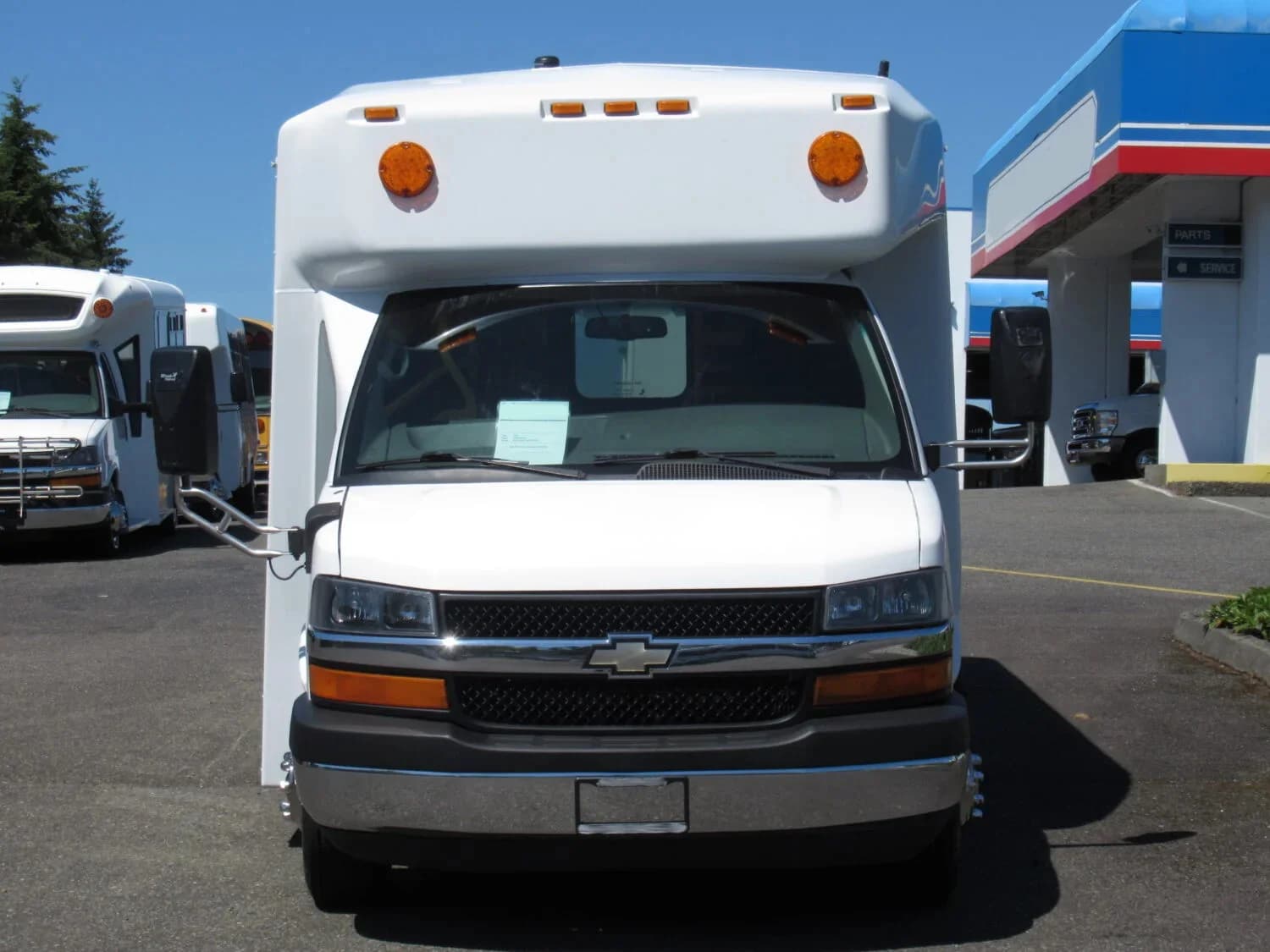 2012 Chevrolet G4500 Eldorado ADA Shuttle Bus - Image 5
