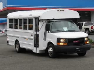 2004 GMC Thomas Minotaur bus