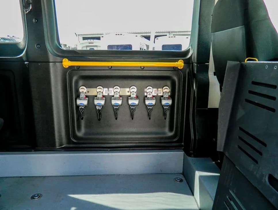 2022 RAM BraunAbility ProMaster 3500 Van - Image 9