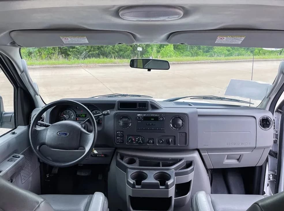 2011 Ford E150 Van - Image 14