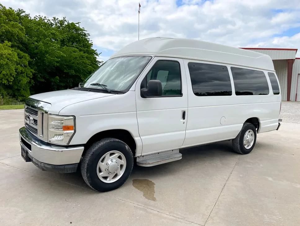 2011 Ford E150 Van - Image 7