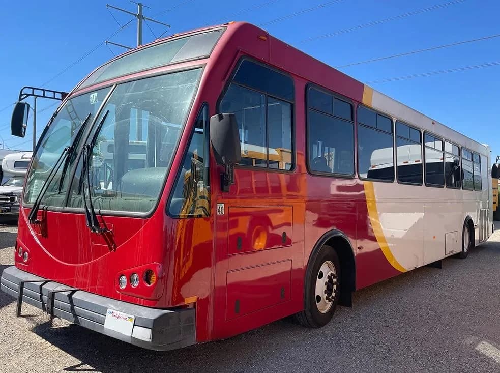 2014 Freightliner ENC Arrivo 38 Transit Bus - Image 2