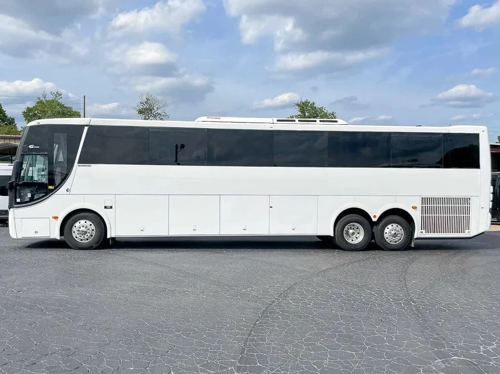 2014 Freightliner CAIO G36 Coach Bus - Image 6