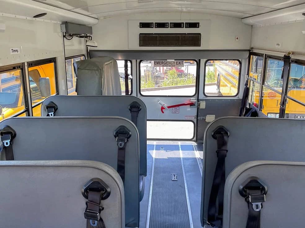 2008 Chevrolet 3500 Collins Grand Bantam School Bus - Image 2