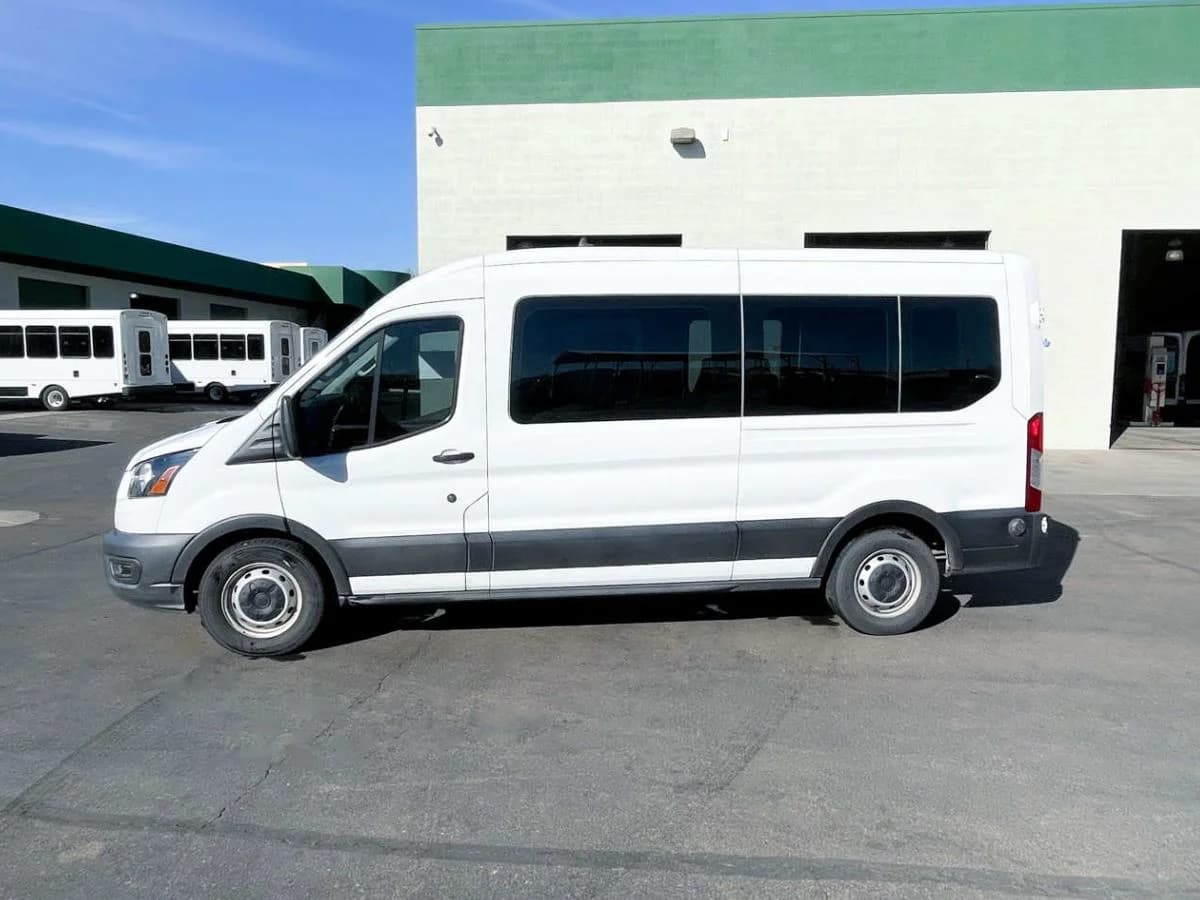 2020 Ford Forest River Transit Van - Image 6