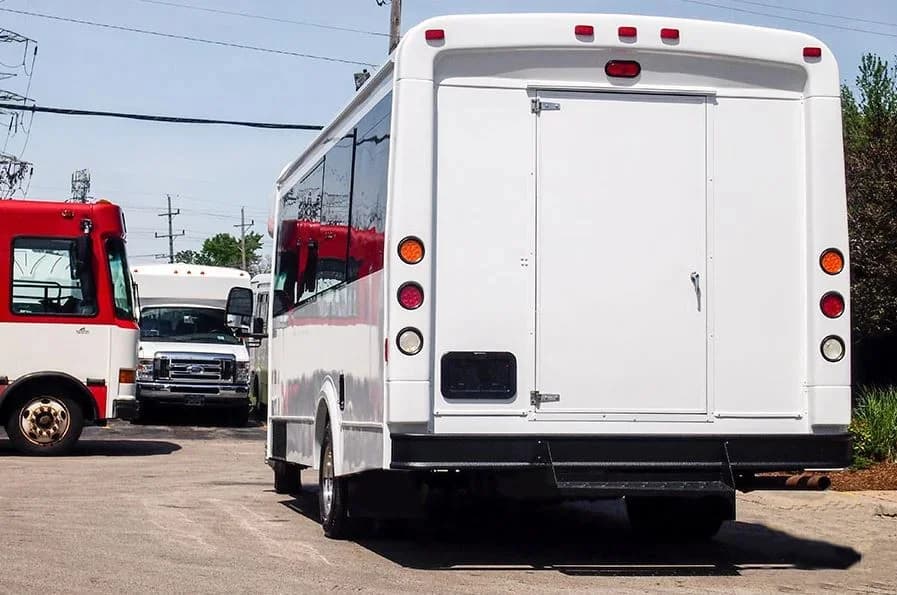 2012 Ford E450 Glaval Shuttle Bus - Image 5