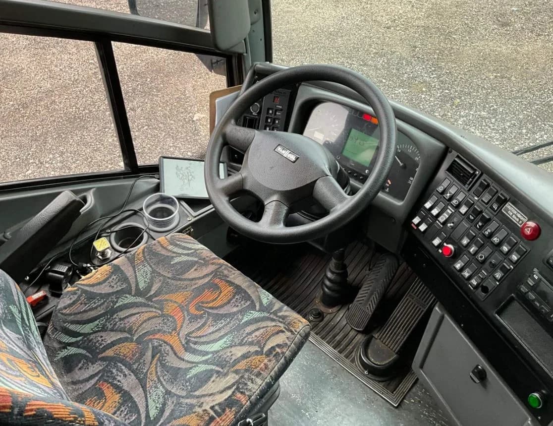 2006 Van Hool C2045 Coach Bus - Image 3