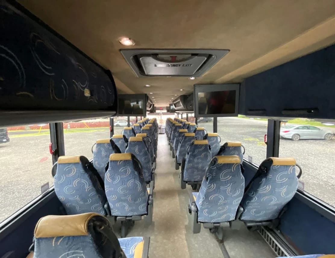 2009 Van Hool C2045 Coach Bus - Image 9