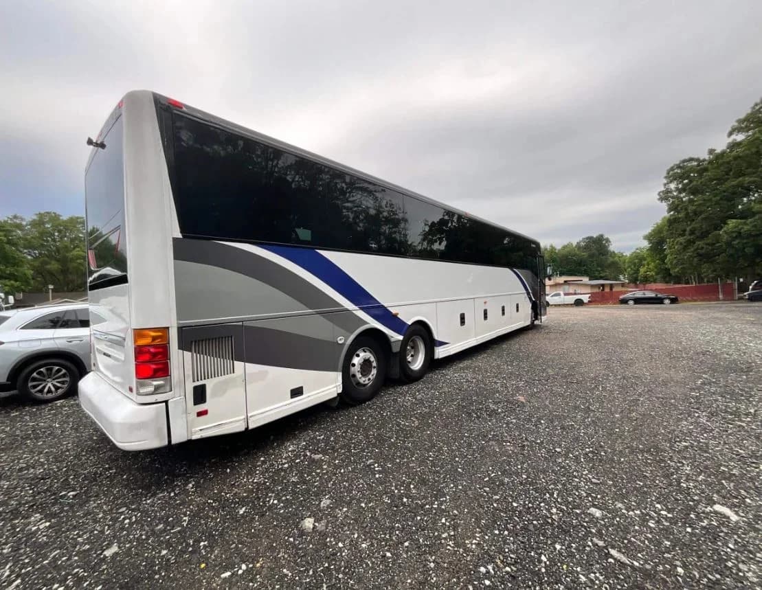2009 Van Hool C2045 Coach Bus - Image 4