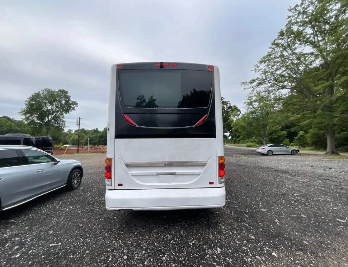 2009 Van Hool C2045 Coach Bus - Image 6