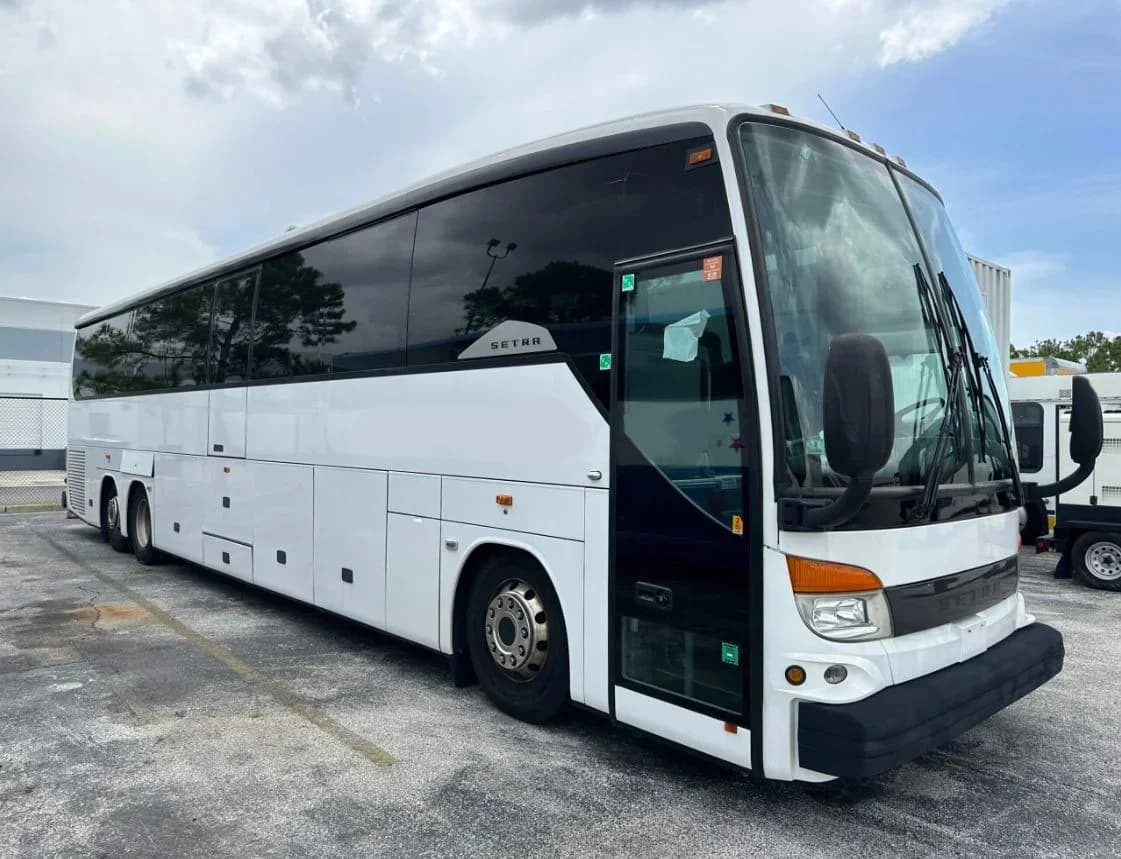 2014 Setra S407 CC Coach Bus - Image 1