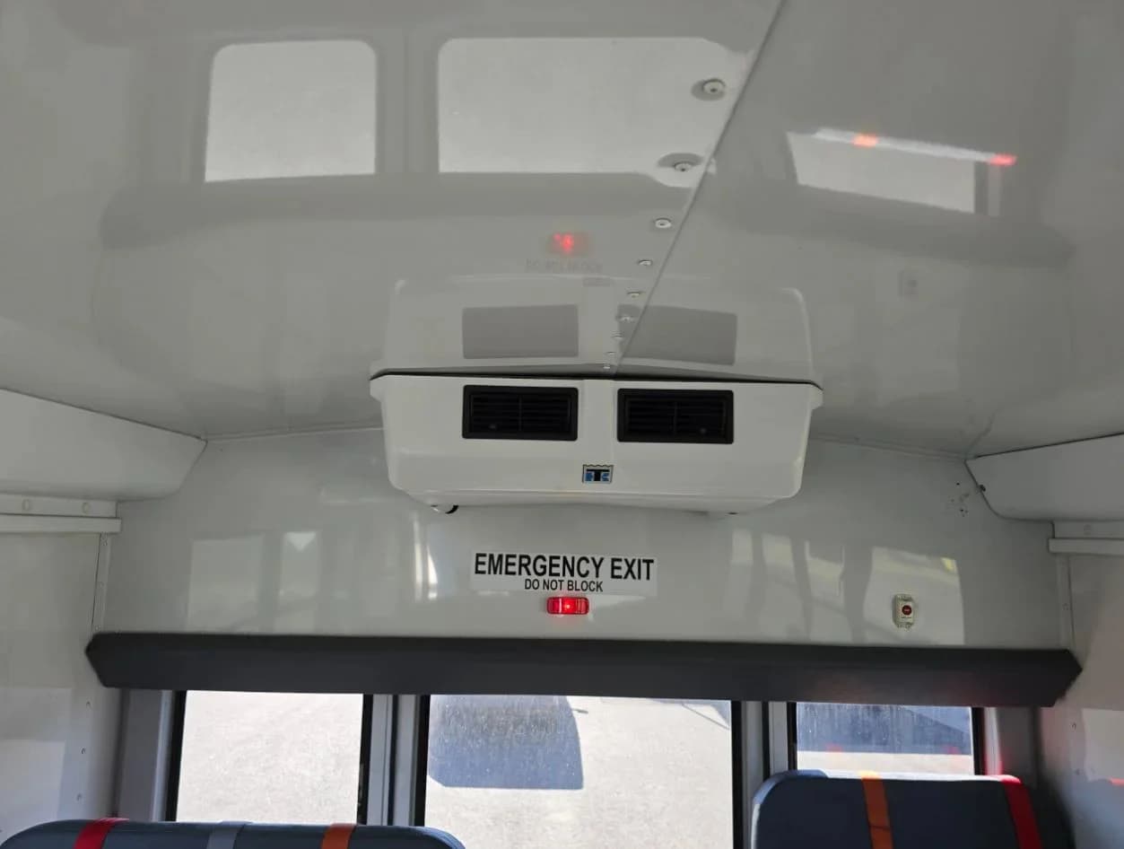 2015 Chevrolet Collins School Bus - Image 3
