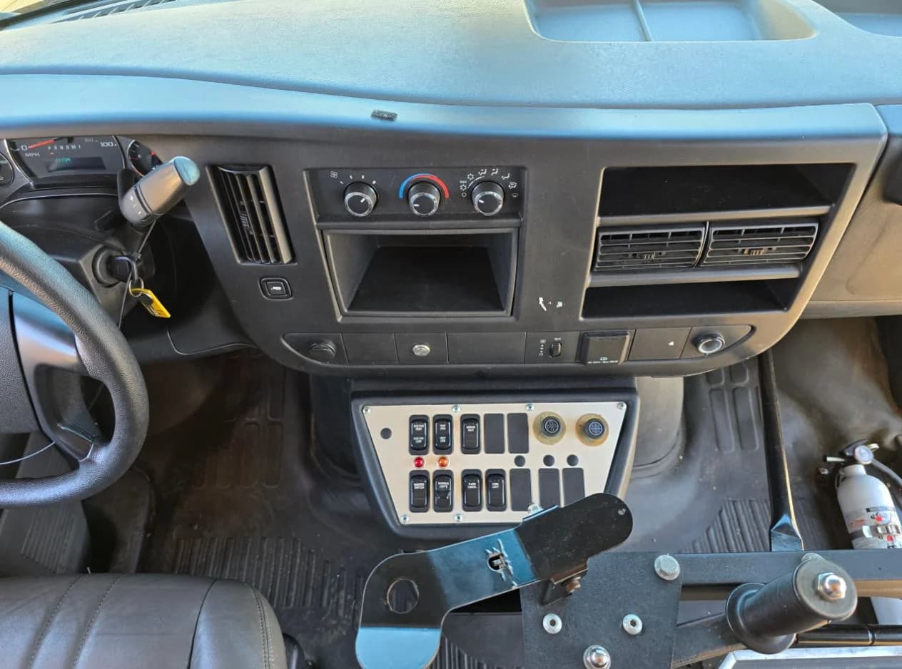 2015 Chevrolet Collins School Bus - Image 8
