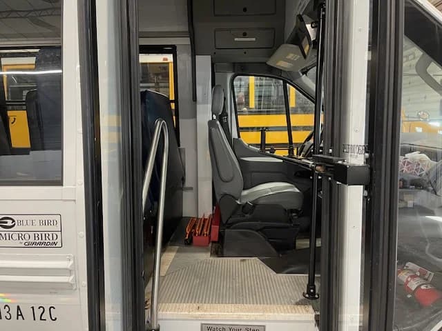 2019 Ford T350 HD Blue Bird MFSAB - Image 15