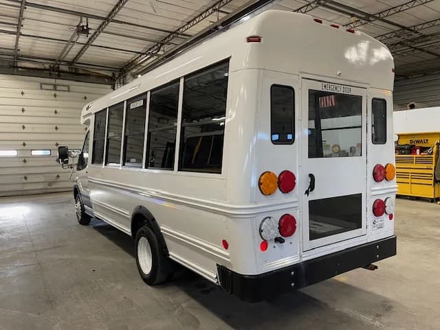 2019 Ford T350 HD Blue Bird MFSAB - Image 18