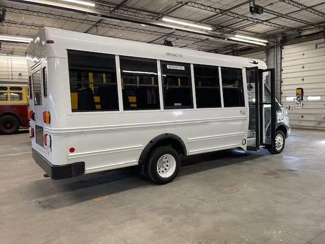2019 Ford T350 HD Blue Bird MFSAB - Image 22