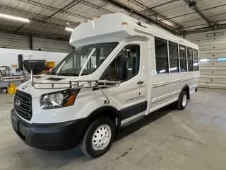 2019 Ford T350 HD bus