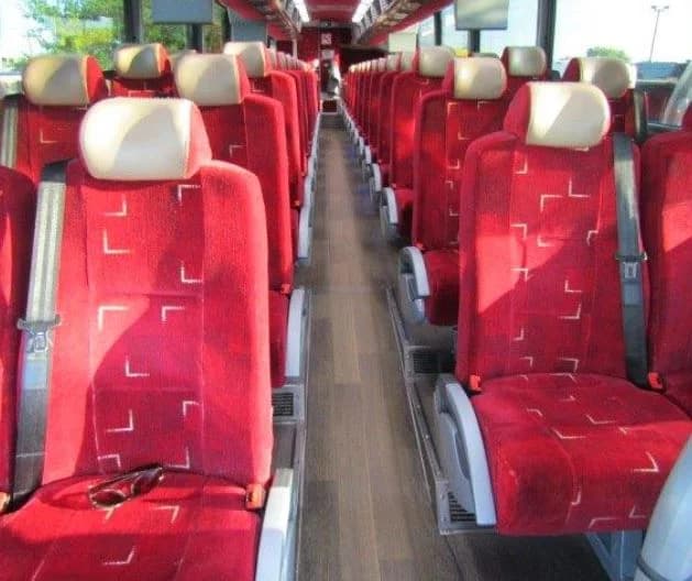 2017 MCI J4500 Coach Bus - Image 6