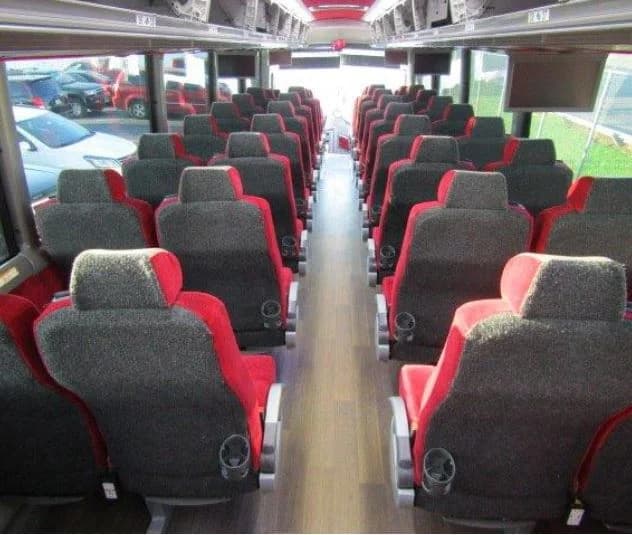 2017 MCI J4500 Coach Bus - Image 7