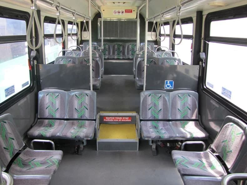 2003 New Flyer C30LF 30 ft Transit Bus - Image 3