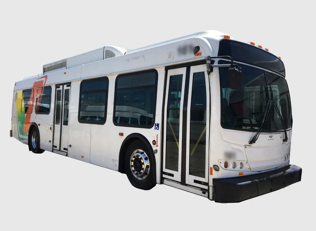 2010 New Flyer GE35LFR Low Floor 35 ft Transit Bus - Image 1