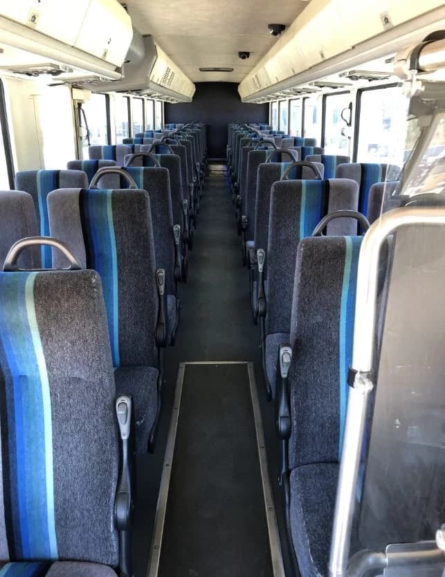 2003 MCI D4500 45 ft Transit Bus - Image 2