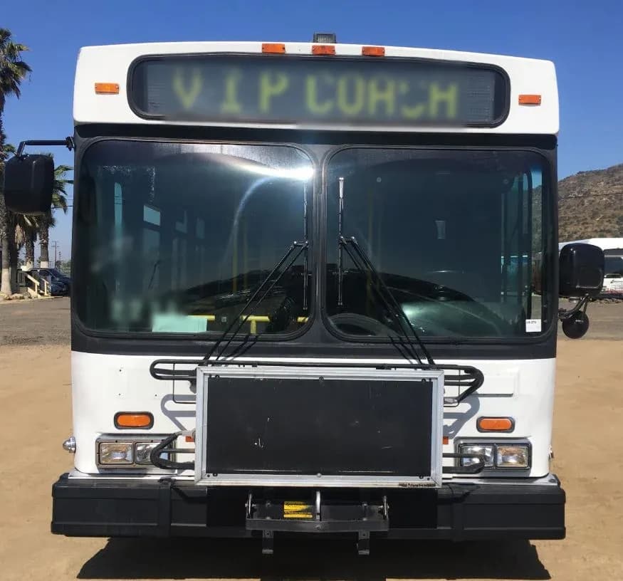 1998 New Flyer D40LF Low Floor 40 ft Transit Bus - Image 5